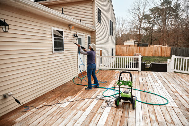 Pressure Washing Brick in Clarendon, TX