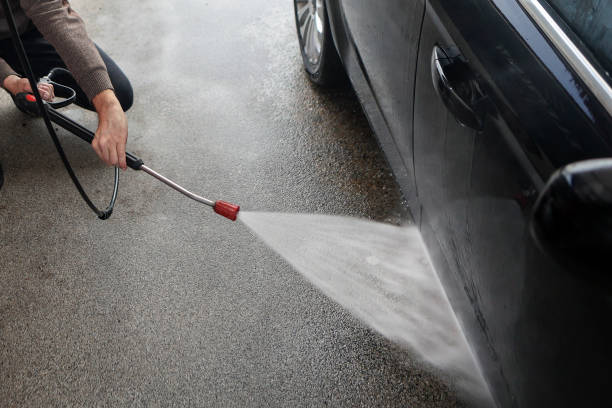 Why Choose Our Certified Pressure Washing Experts for Your Project Needs in Clarendon, TX?